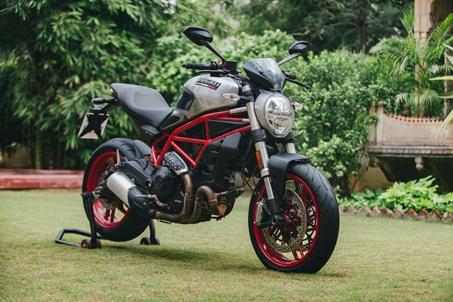 Ducati Monster 797