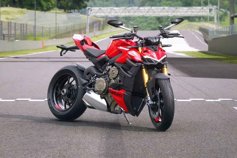 Why Choose Ducati Bikes Under 10 Lakhs?