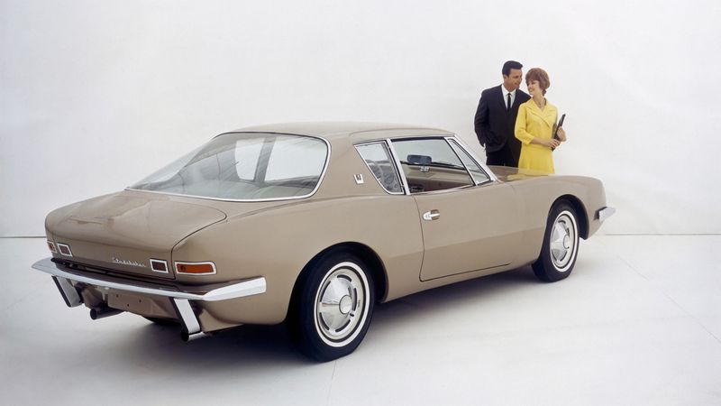 Studebaker Avanti